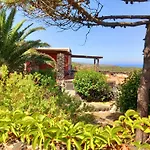 בית נופש La Cala Cottone Relais Khamma Fuori