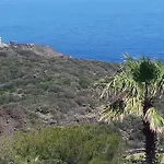 בית נופש La Cala Cottone Relais *